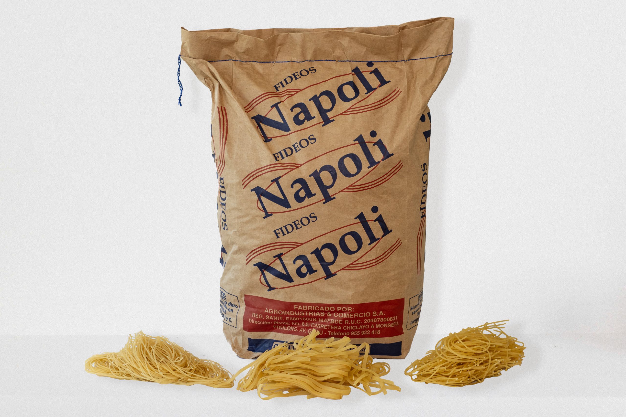 Fideo en empaque de papel Napoli